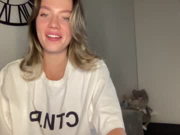 webcam girl angel_from_sky live cam image #7418069