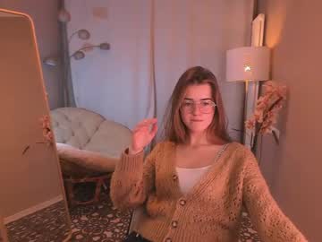 webcam girl zlata_luna live cam image #508706