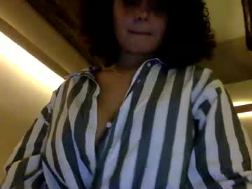 webcam girl arletnoa live cam image #9787836