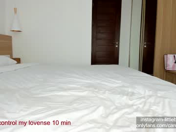 webcam girl carolinaherera live cam image #3042831