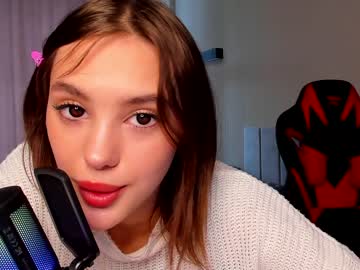 webcam girl angella_kleee live cam image #3682768