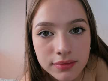 webcam girl hecola live cam image #10137045