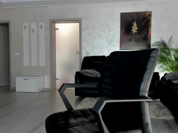 webcam girl ingridblondy94 live cam image #12049357