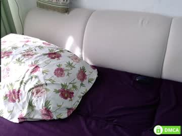 webcam couple wolfy_foxy live cam image #2622741