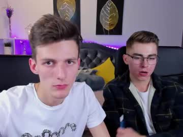 webcam man tom_and_andy live cam image #1066570