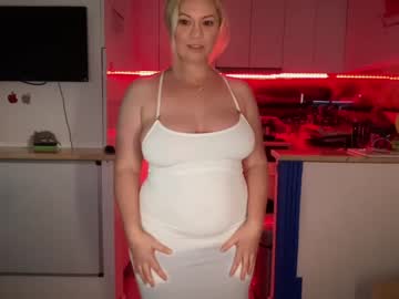webcam girl kiradivine live cam image #7610429