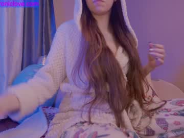 webcam girl chroniclove live cam image #4599263