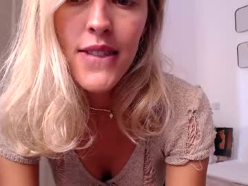 webcam girl sweetboobss1 live cam image #7606173