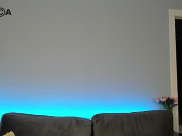webcam girl mia_devill live cam image #4851675
