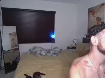 webcam man zreeves305 live cam image #7023875