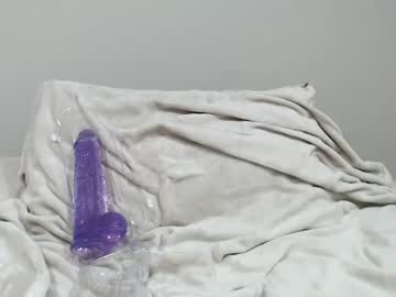 webcam girl hornypetitegirl77 live cam image #4946753