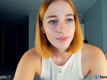 webcam girl sophie_5 live cam image #3634200