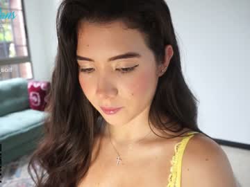 webcam girl soifiee live cam image #2808440