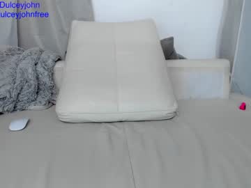 webcam girl dulceyjohn live cam image #8272690