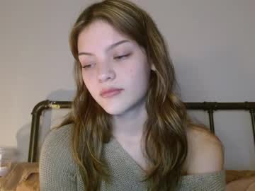 webcam girl miafosterx live cam image #8468589