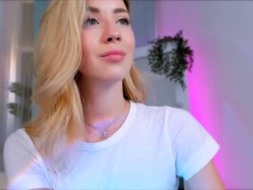 webcam girl emmi_rosee live cam image #3063569