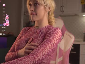 webcam girl golden_alinee live cam image #10584949