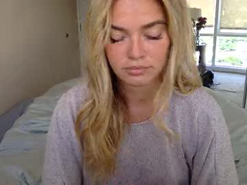 webcam girl littlemaryjane19 live cam image #6866605