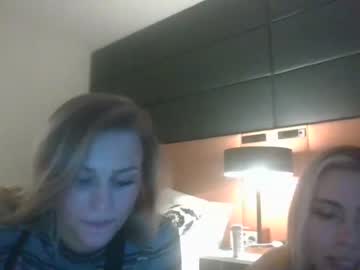 webcam girl mamacassii live cam image #759127