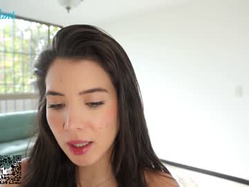 webcam girl soifiee live cam image #2712234