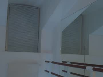 webcam girl floret_joy live cam image #7802071