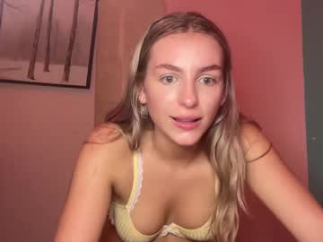 webcam girl summerlovingg live cam image #9721589