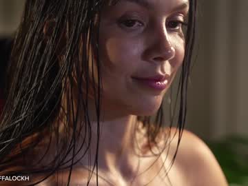 webcam girl tifalock_ live cam image #10132481