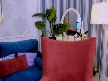 webcam girl chloe_catherine_mykers live cam image #698618