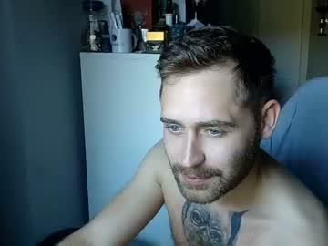 webcam man greyjoggers live cam image #3934494