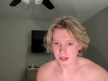webcam man itsevanwade live cam image #8591620
