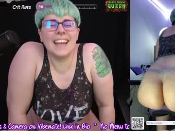 webcam girl creepycrawlyqueen live cam image #8240868