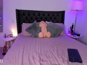 webcam girl violett_bray live cam image #9515216