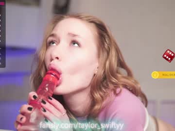 webcam girl _taylor_swift live cam image #2262173
