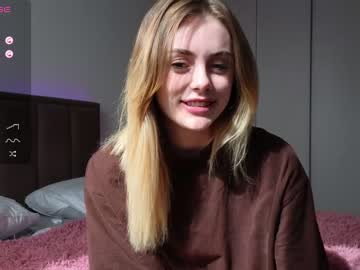 webcam girl sky_magic live cam image #8959606