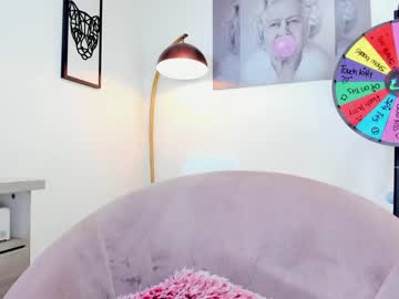 webcam girl missniley live cam image #7288138