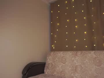 webcam girl helenmoors live cam image #5396137