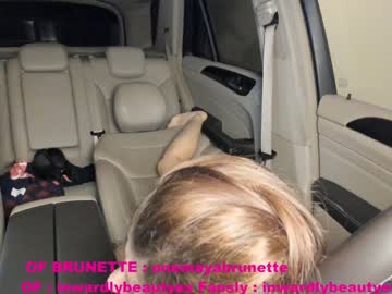 webcam girl zt0_ live cam image #9562682