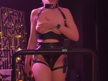 webcam girl bronnica live cam image #7986244