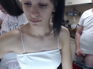 webcam couple maya_and_guests live cam image #2505511
