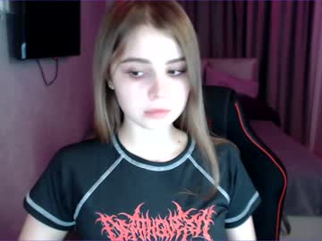 webcam girl tripleprinces live cam image #7315693