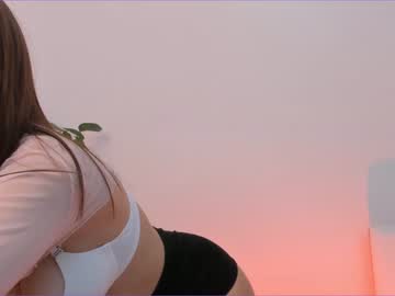 webcam girl elizabeth__gray live cam image #4576399