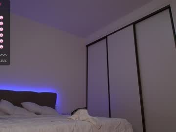webcam girl callme_star live cam image #6842781