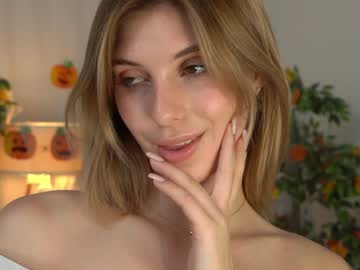 webcam girl refined_style live cam image #10927270