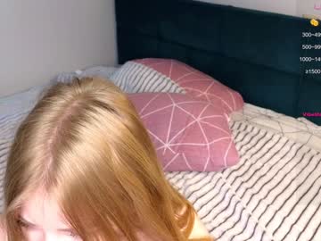 webcam girl lovely_shyy live cam image #11160367