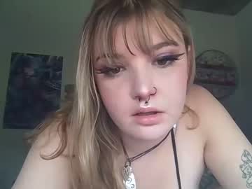 webcam girl haileybug1 live cam image #3275244