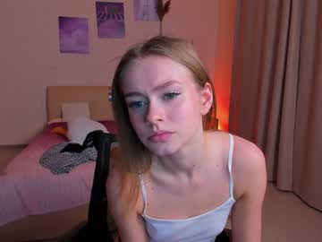 webcam girl amily_sunshine live cam image #4232486