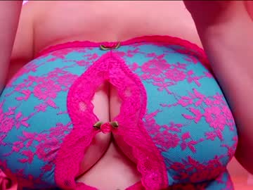 webcam girl aveksmr live cam image #7255601