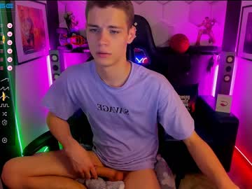 webcam man brad_bert live cam image #6618280