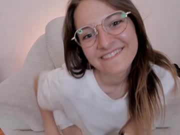 webcam girl alainacrosby live cam image #6694912