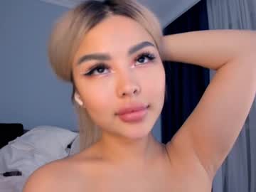 webcam girl bae_suz live cam image #776668